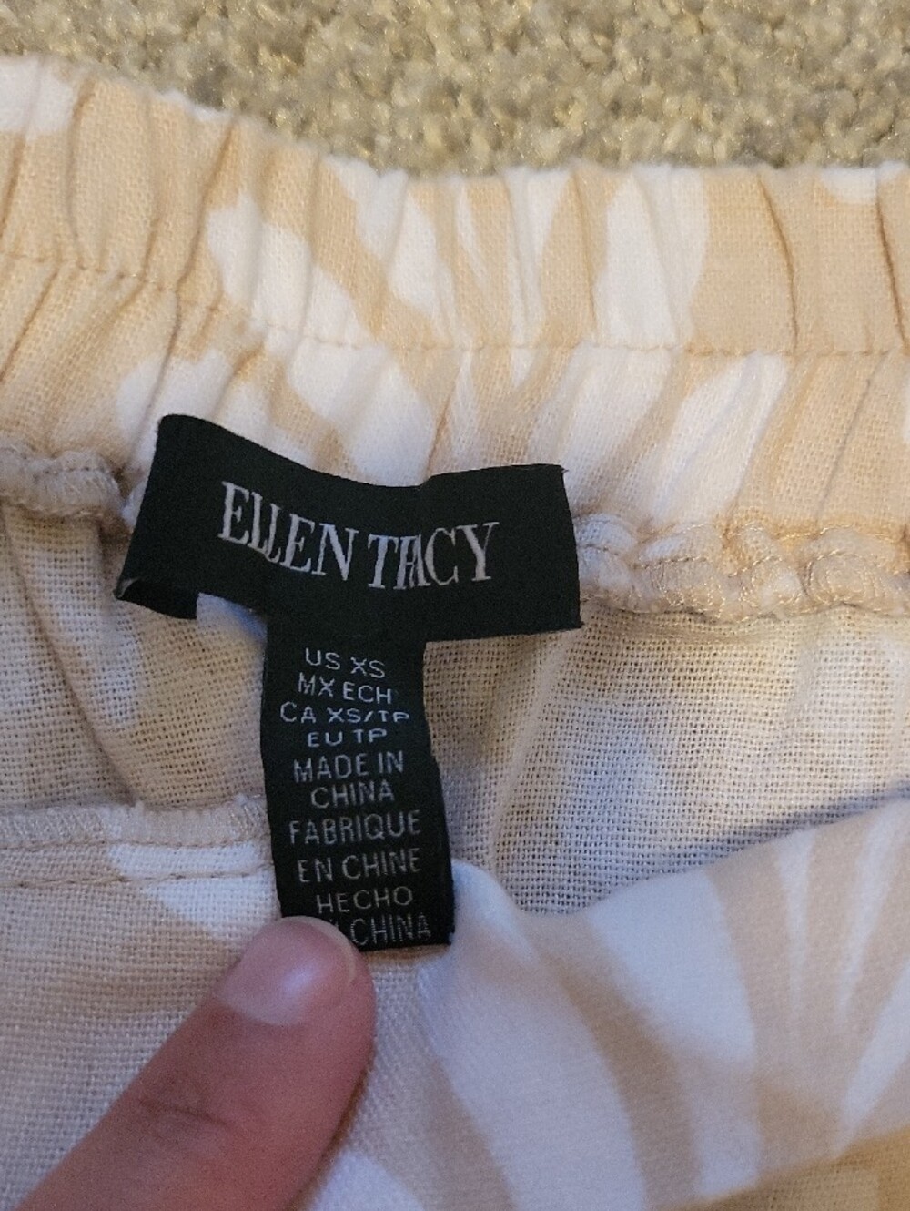 Ellen Tracy Cream and White Wide-Leg Printed Pants - Picture 2 of 3